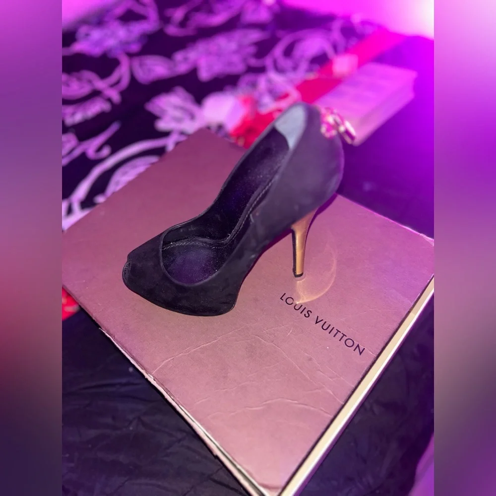 Louise Vuitton  Heels size 38 - Picture 2 of 3